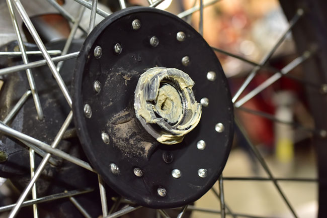 TT250 Front Wheel Removal and Installation