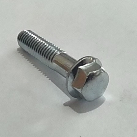 FRONT PART,L.CRANKCASE COVER