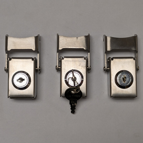 Z30-116-00546 REPLACEMENT LOCK SET FOR ALUMINUM BOXES RX3/RX4