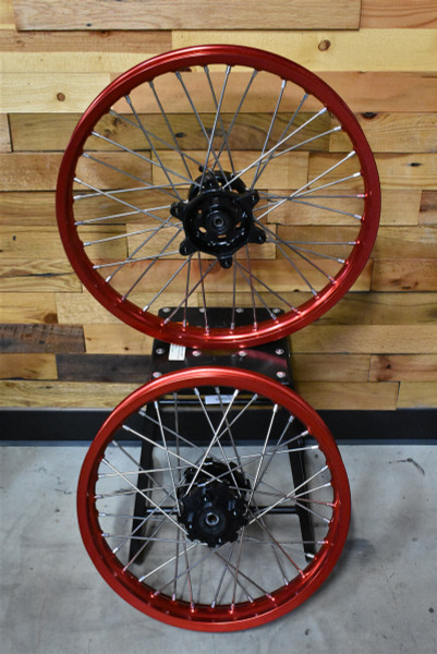 TT250 WHEEL SET,18X2.15 & 21X1.60, ASSEMBLED