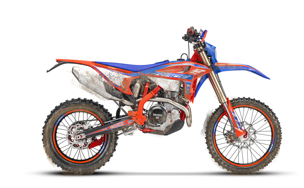 newrr-race-dirty-bikes.jpg