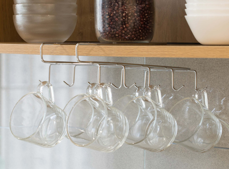 Basicwise Plastic Dish Rack with Drain Board and Utensil Cup 