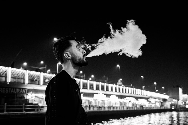 How Old Do You Have to Be to Vape in the UK?