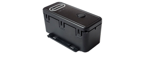 Battery GPS tracker for equipment