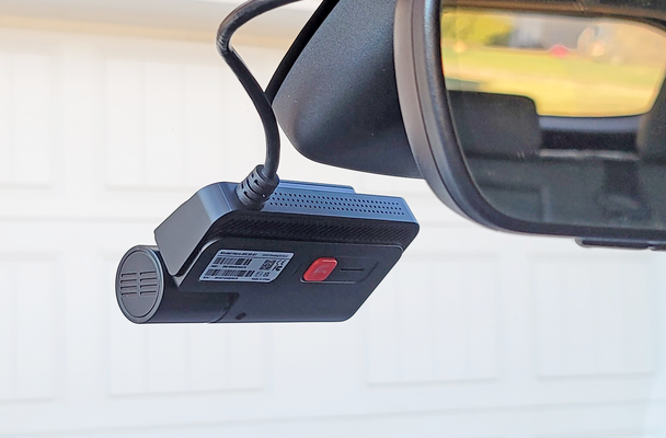 HERO-MC30-01 mounted on the windshield HERO-MC30-01 mounted on the windshield