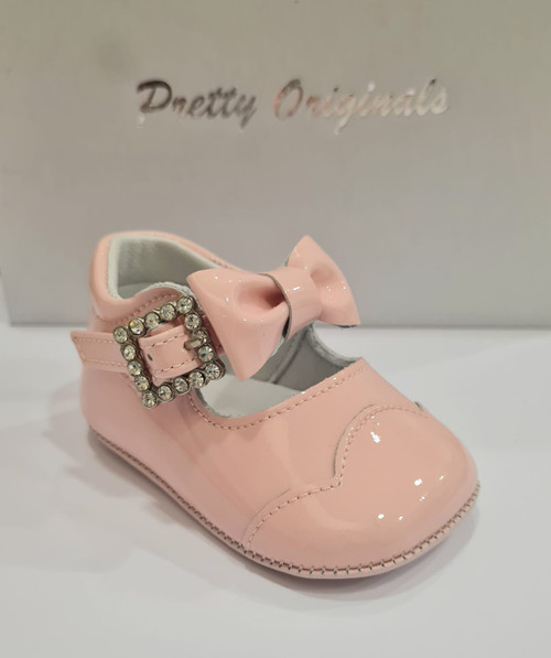 Pretty Originals UE02650D Girls Pink Patent Mary-Jane Style Shoe with Patent Bow & Diamante Buckle Fastening Pretty Originals UE02650D Girls Pink Patent Mary-Jane Style Shoe with Patent Bow & Diamante Buckle Fastening