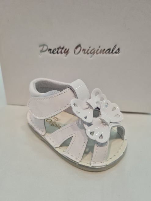 Pretty Originals UE01237E Girls White Patent Gladiator Style Sandal with 2 Front Bows Pretty Originals UE01237E Girls White Patent Gladiator Style Sandal with 2 Front Bows