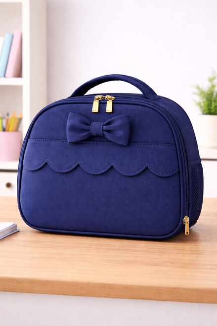 Love & Learn Girls Navy Scallop Lunch Bag