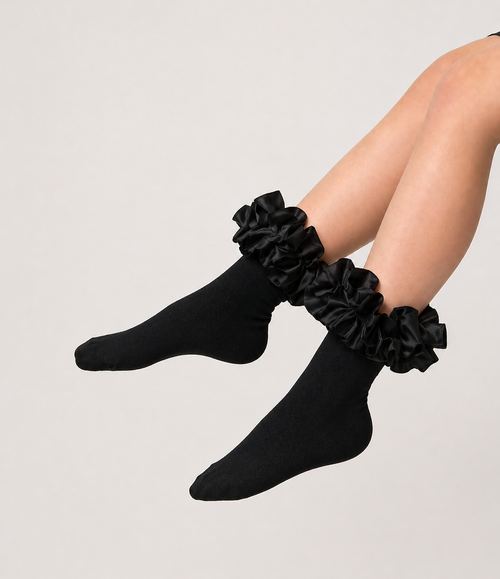 Caramelo Black Ruffle ribbon Ankle socks 049.