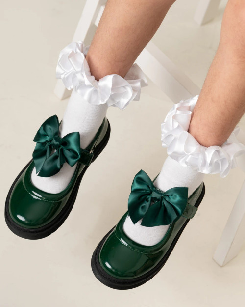 Caramelo Girls Bottle Green Patent School Shoes with Satin Bow 377101.