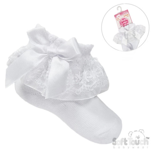S115 - W Soft Touch White Ankle Socks with Lace