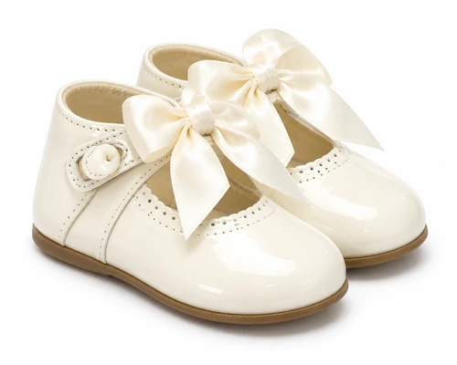 MELIA GIRLS KYLIE BOW SHOE - IVORY