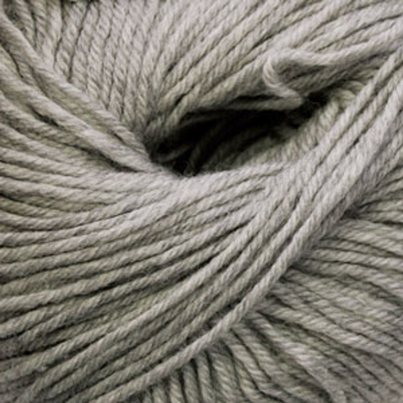 Cascade 220 Yarn in Silver Grey (8401) at Fabulous Yarn