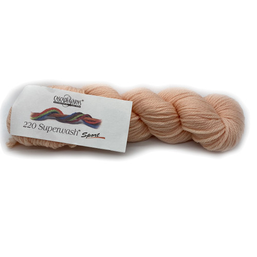 hank of Cascade Yarns - 220 Superwash Sport - Cream Puff 289