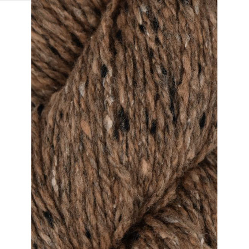 manufacturer's closeup of yarn of Queensland Collection Kathmandu Aran 100 - Maple 61