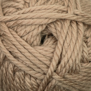 Closeup of Cascade Yarns - Pacific Chunky - Semolina 117