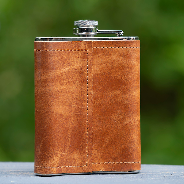 マグナムボトル Spirits Leather Flask - 8 oz - McMenamins Online Shop