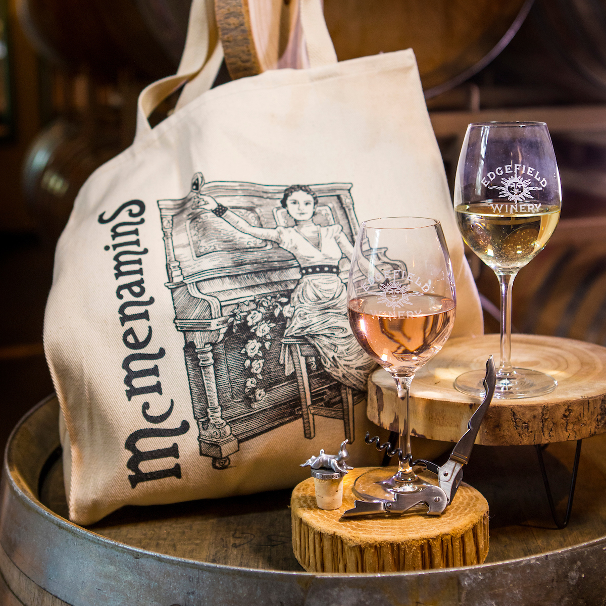 【ploof of guild】 Winely Tote Wisconsin's Perfect Pair
