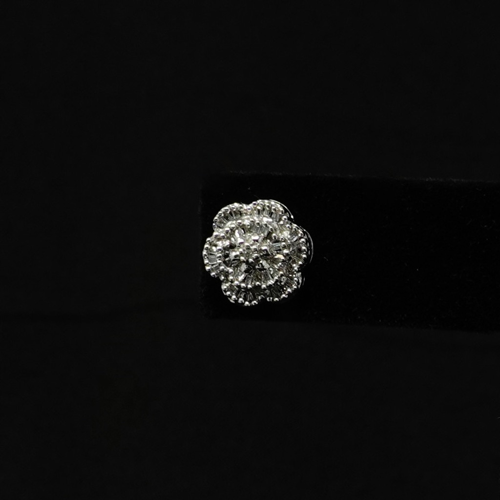 Vintage 10K White Gold Flower Stud Earring with Diamonds