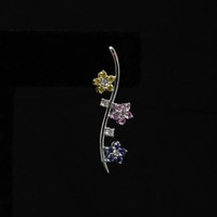 Vintage 14K White Gold Flower Earring