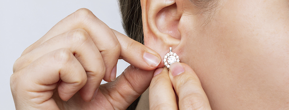 IMAGEN PERFORACIÓN LÓBULO 4 FARMACIA GARCÍA LAX