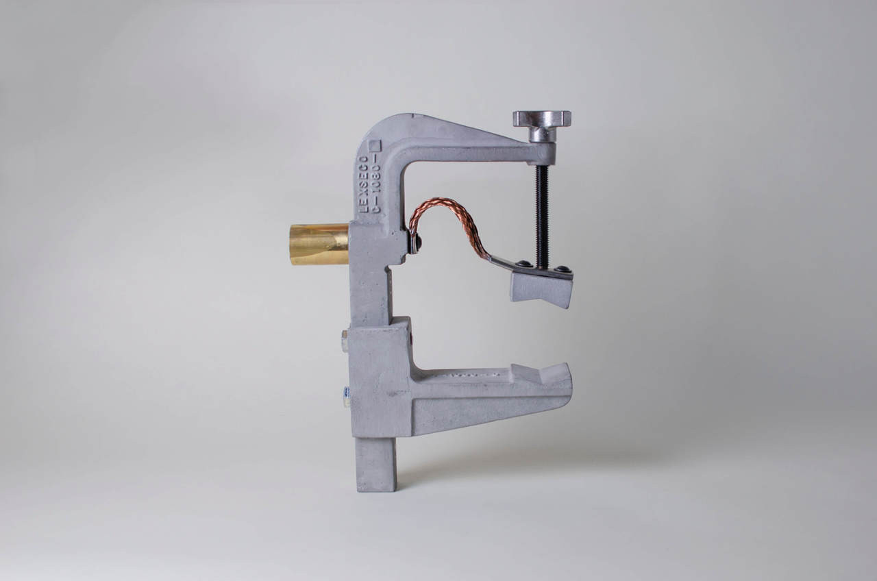 Photo of Armature Clamp, Female (L08002)