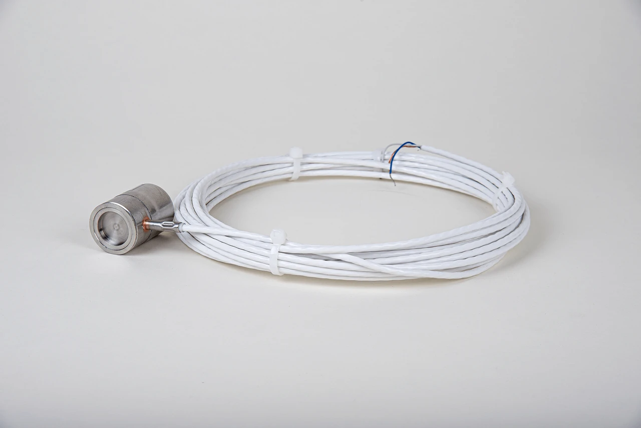 E33340 Model 941B Vibration Sensor 30' LG, 50mv/g