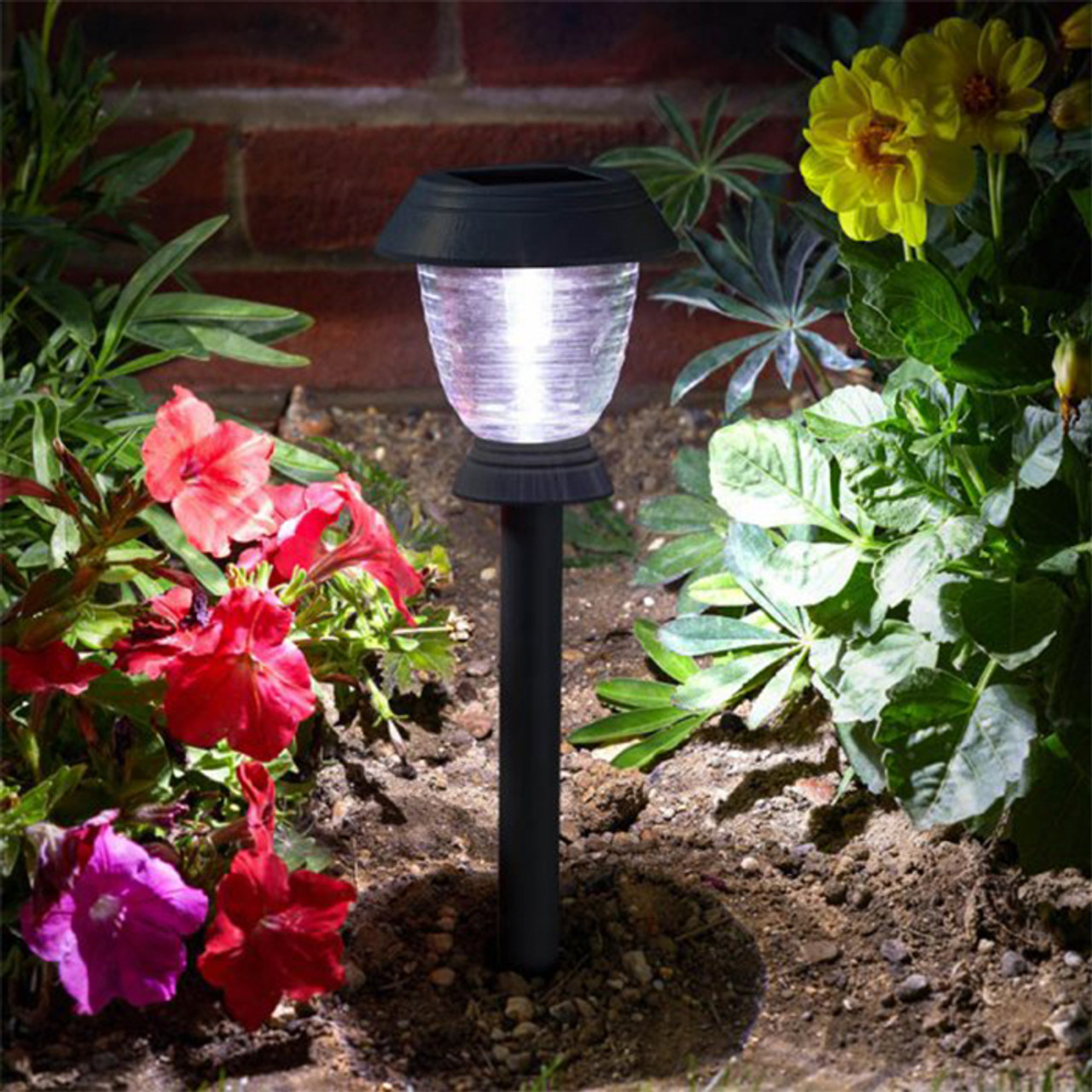 Triton 365 Solar Stake Light