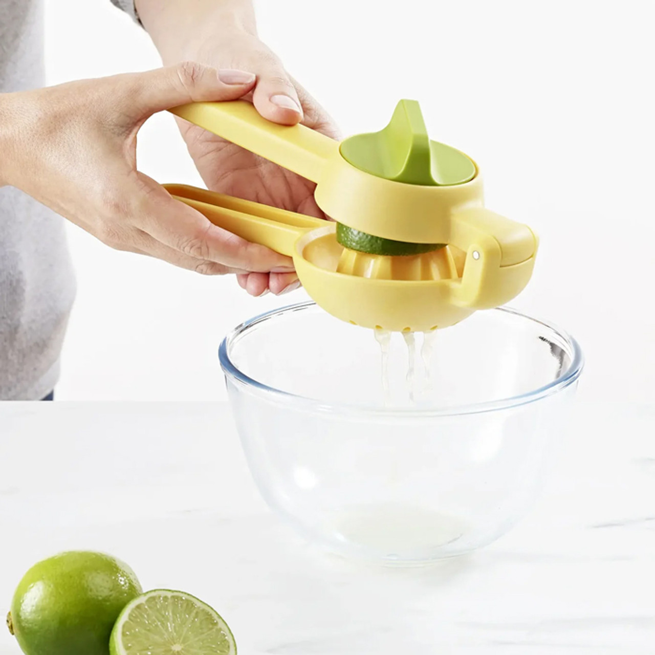 JuiceMax Dual-action Yellow Citrus Press *in-store