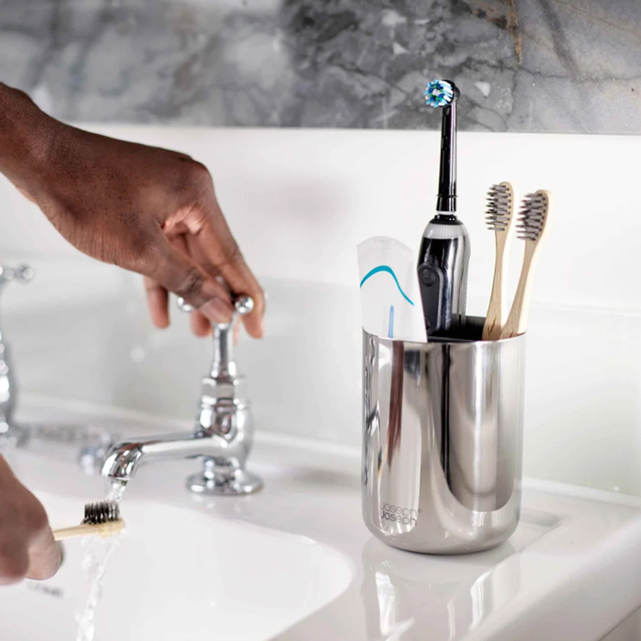 EasyStore™ Luxe Stainless-steel Toothbrush Caddy *in-store