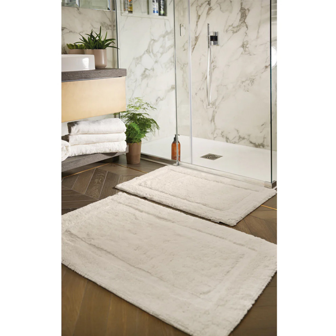 Border Cream Bath Mat 50x80cm *in-store