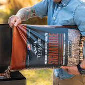 Traeger® Signature Blend Pellets 9kg Bag