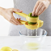 JuiceMax Dual-action Yellow Citrus Press *in-store