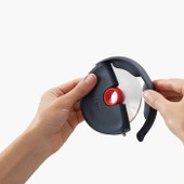 Disc Easy-clean Grey Pizza Cutter *in-store