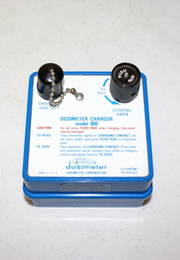 Arrow-Tech Dosimeter Charger Model 909-HB-460