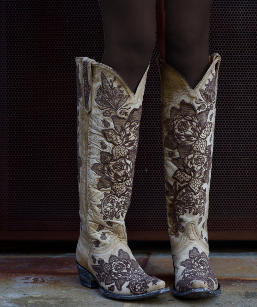 custom embroidered cowboy boots