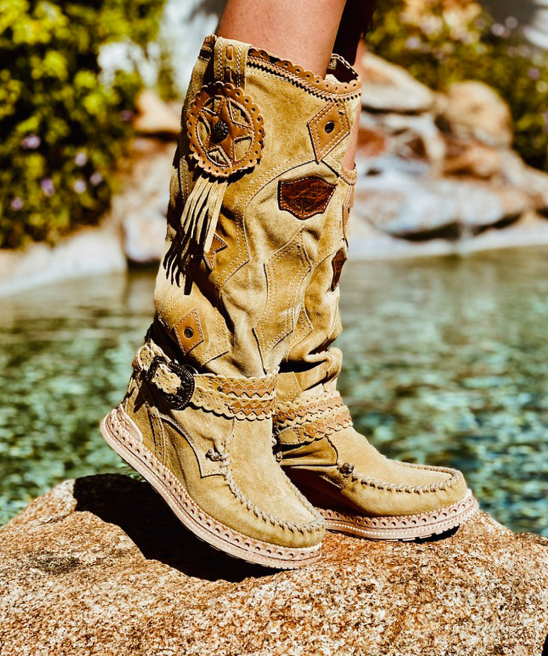 EL VAQUERO Jesse Silverstone Ecru Leather Hidden Wedge Heel Boots