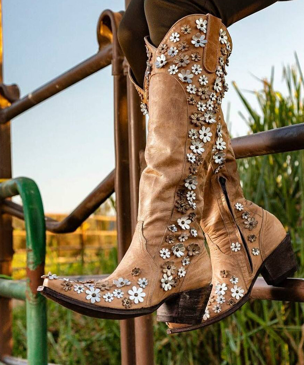 Fashion White Hippie Boots White Platform Boots Lace Up Patent 13