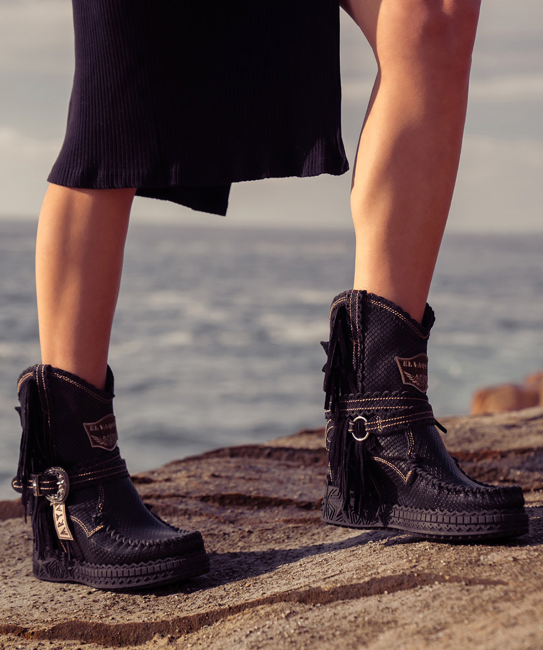 EL VAQUERO Arya Wyrm Kuro Wedge Moccasin Boots - BootJunky.com