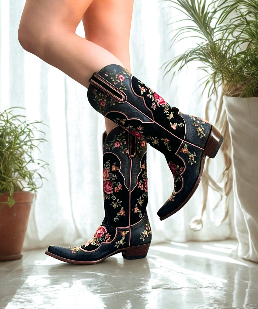 L3756-6 OLD GRINGO BRIDGETTE BLACK EMBROIDERED CROSS STITCH 13