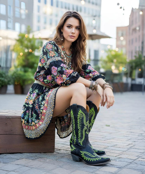 Step out in these retro neon green/black Eagle cruz boots and get used to being asked "Where did you get those gorgeous boots?"...we love bringing back vintage exclusive styles from the Old Gringo catalog and this Eagle cruz is a favorite..