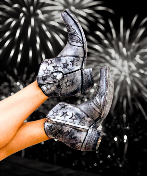 Step in spring with this short revisited version of Old Gringo's classic United boots from their Americana collection. 

They are constructed with a distressed and glazed Argento metallic silver leather leather with tonal silver inlay design.

Pair them with your favorite skinny jeans, dress or skirt and your ready to go.

Color: Silver Metallic Glazed Argento leather

Toe:  4Long

Heel :  9964

Shaft Height: 5"


Handmade in Mexico by Old Gringo's skilled artisans..