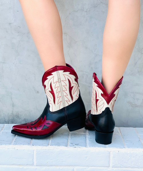 SENDRA 17159 MEMPHIS RED WHITE BLACK SHORT LEATHER BOOTS - BootJunky.com