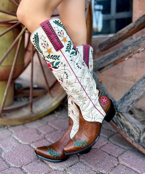 Our cowboy boots bond the time-honored art of handmade boots with a contemporary flair for fashion. Old Gringo Boots are unique, comfortable and made with the highest quality leathers. We add art to footwear using embroidery, Swarovski crystals, stud patterns, inlay/overlay, hand tooling, painting, and laser etching techniques. Every Old Gringo boot is the culmination of an over 250-step production process performed by our skilled craftsmen.