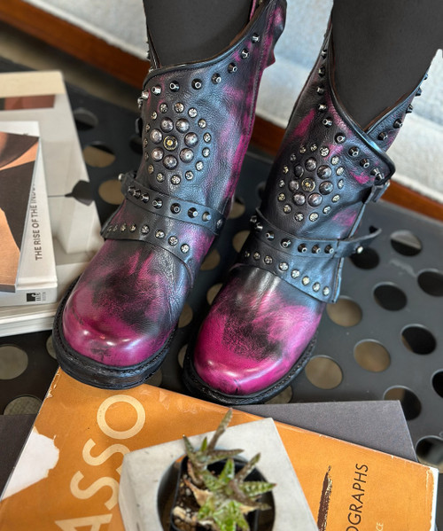 We can't believe it...A.S.98 has done it again with the Asher Italian leather ankle boot...the ultra soft Fuchsia Rub Off leather makes these boots some of the most comfortable on the market today.  

The Asher is further enhanced by adding chrome and black studs around the boot shaft, footbed and opening...throw in the Nero black base leather and this is a must have!

 The inside zipper allows easy on and off.  Once you put these boots on, you'll never want to take them off.  

Leather Upper 
1.25" Heel 
8" Shaft Height 
11.5" Shaft Circumference