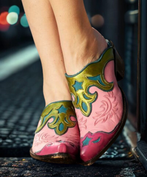 Color: Pink

Toe: 4Long

Heel: Sintino

Shaft Height: Under 8"

Leather: 

 
At Old Gringo, there is a passion for our product, for fashion and for always being one step ahead of the rest. We see beyond traditional style and work tirelessly to develop handcrafted pieces that combine classic western charm with contemporary edge. Each handmade piece is its own experience, with a unique personality that is sure to inspire and spark conversation among friends and strangers alike.