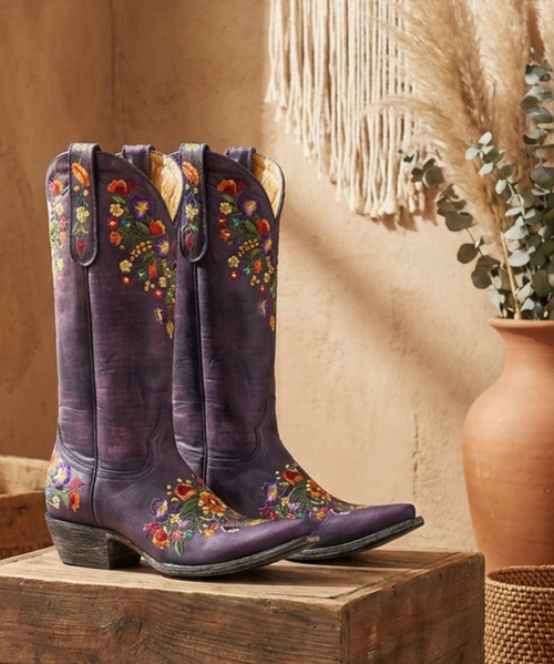 THE OLD GRINGO SORA COWGIRL 13" BOOTS ARE THE PERFECT BOOT FOR ANY OCCASSION, NO MATTER HOW CASUAL OR FANCY! THE SOFT  LEATHER BACKGROUND IS BEAUTIFULLY ACCENTED WITH INTRICIATE, BRIGHT FLORAL EMBROIDERY THAT POPS JUST ENOUGH TO MAKE A DRAMATIC, YET ROMANTIC STATEMENT.  THE TRADITIONAL FASHION HEEL AND TOE WILL MAKE THESE BOOTS THE MOST COMFORTABLE PAIR IN YOUR CLOSET!!!