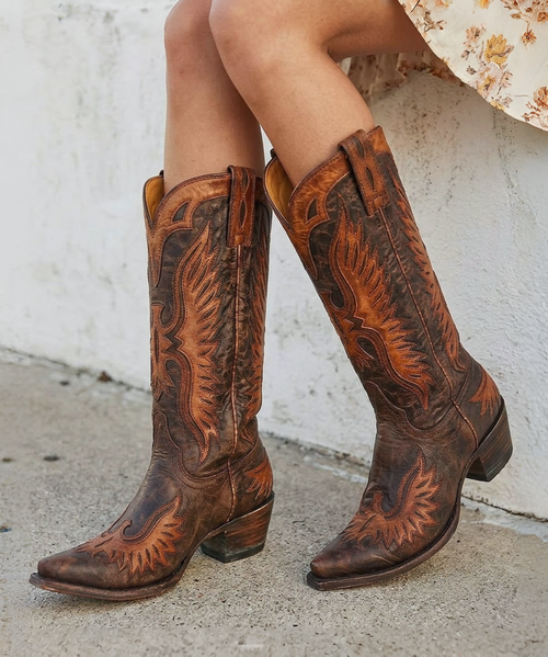 The Old Gringo Eagle Buttercup Navy Leather Eagle Boots are as distinctive and stylish as you are ever going to see. 