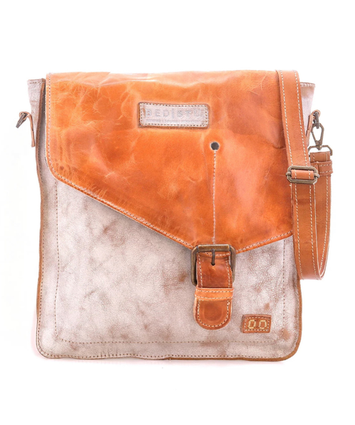 Venice Beach carries an easy confidence shaped by time and texture. Cut from full-grain, vegetable-tanned leather, its structured flap and buckle detail lend a sense of intention to an otherwise relaxed silhouette. The adjustable strap allows for effortless crossbody wear, keeping movement natural and unencumbered. Inside, a thoughtfully proportioned interior keeps daily essentials in place. Equal parts practical and expressive, Venice Beach feels at home wherever the day leads.