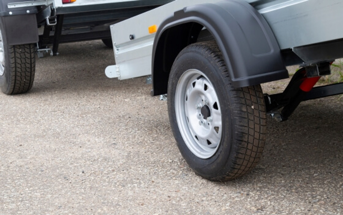 Trailer Tire & Wheel Compatibility Test
